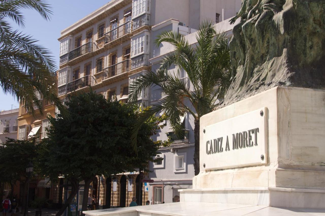 Pension Las Cuatro Naciones Cádiz Exterior foto